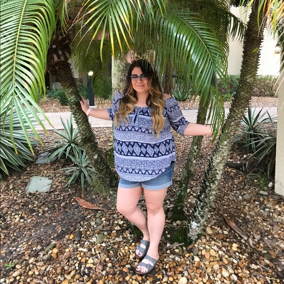 Meet your Posher, Jordan! - Picture 5 of 6